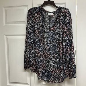 Multicolor black with sparkle stripes shirt.